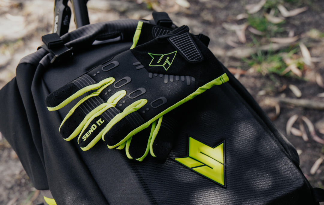 How to Choose the Right Gloves for Your Adventure